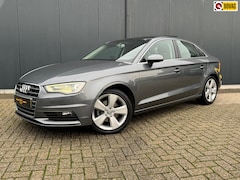 Audi A3 Limousine - 1.6 TDI * Pro Line S * El. schuifkanteldak * Trekhaak * Cruise