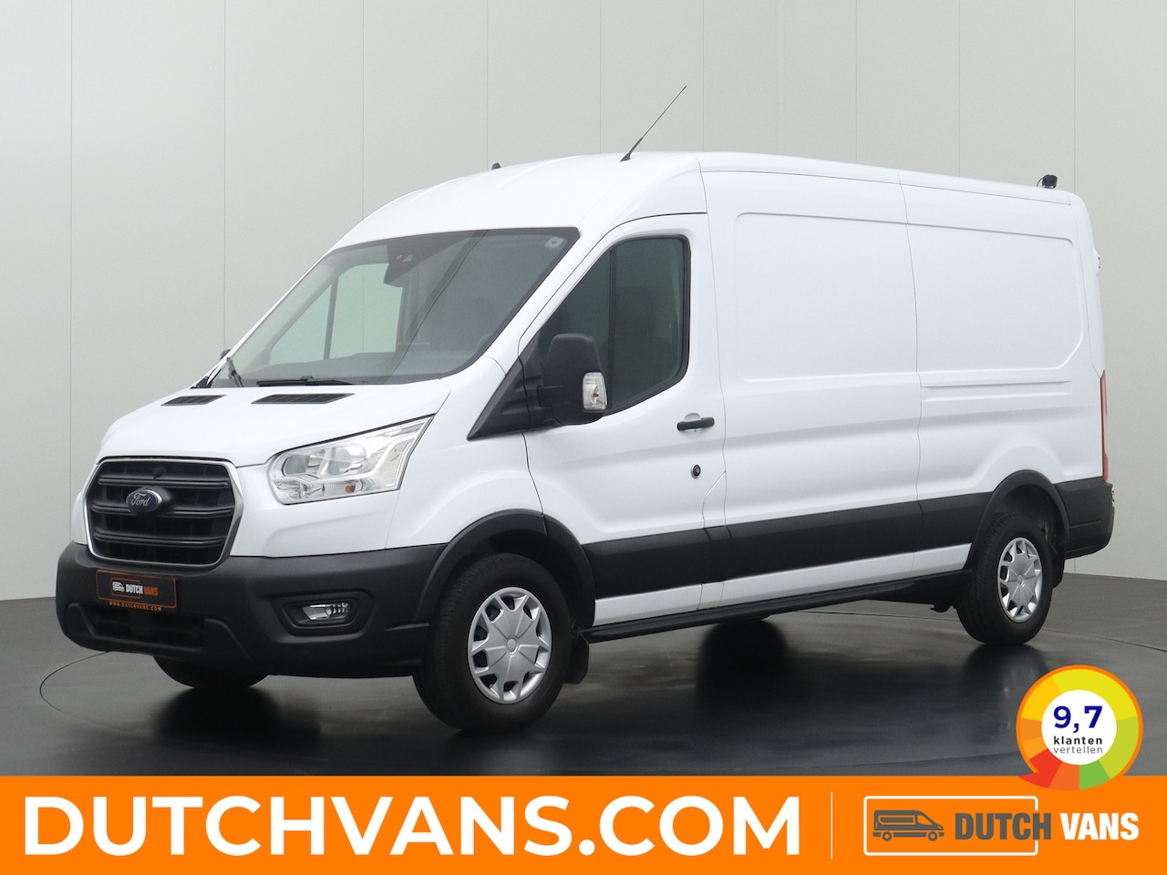 Ford Transit - 2.0TDCI 130PK L3H2 | Navigatie | Camera | Airco | 3-Persoons - AutoWereld.nl