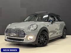 MINI Cooper - 1.5 136PK Automaat Chili Serious Business | Panoramadak | Navi | Dealer onderhouden | Clim