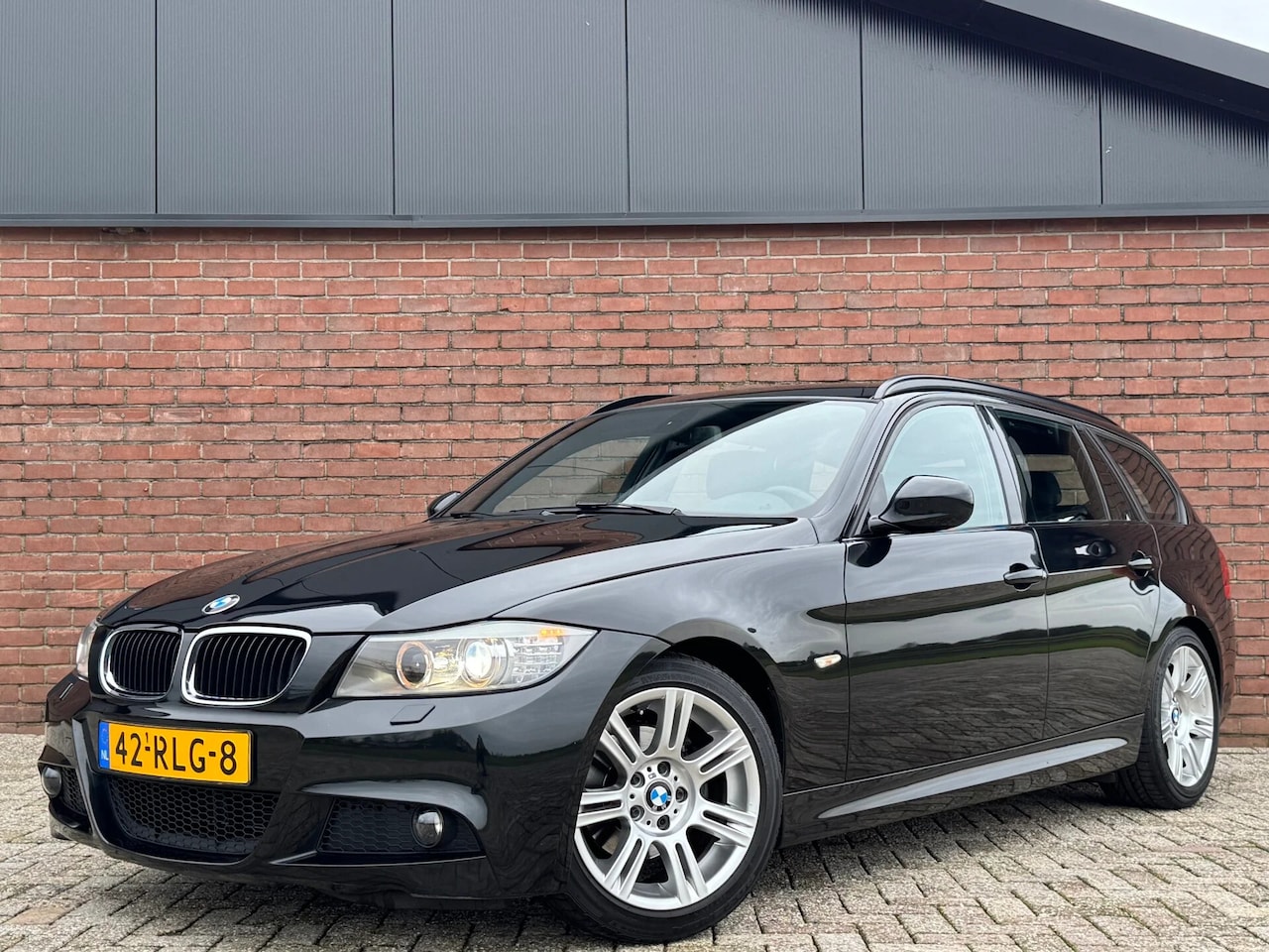 BMW 3-serie Touring - 318i M-SPORT | 1E EIGENAAR! | NL-AUTO! - AutoWereld.nl