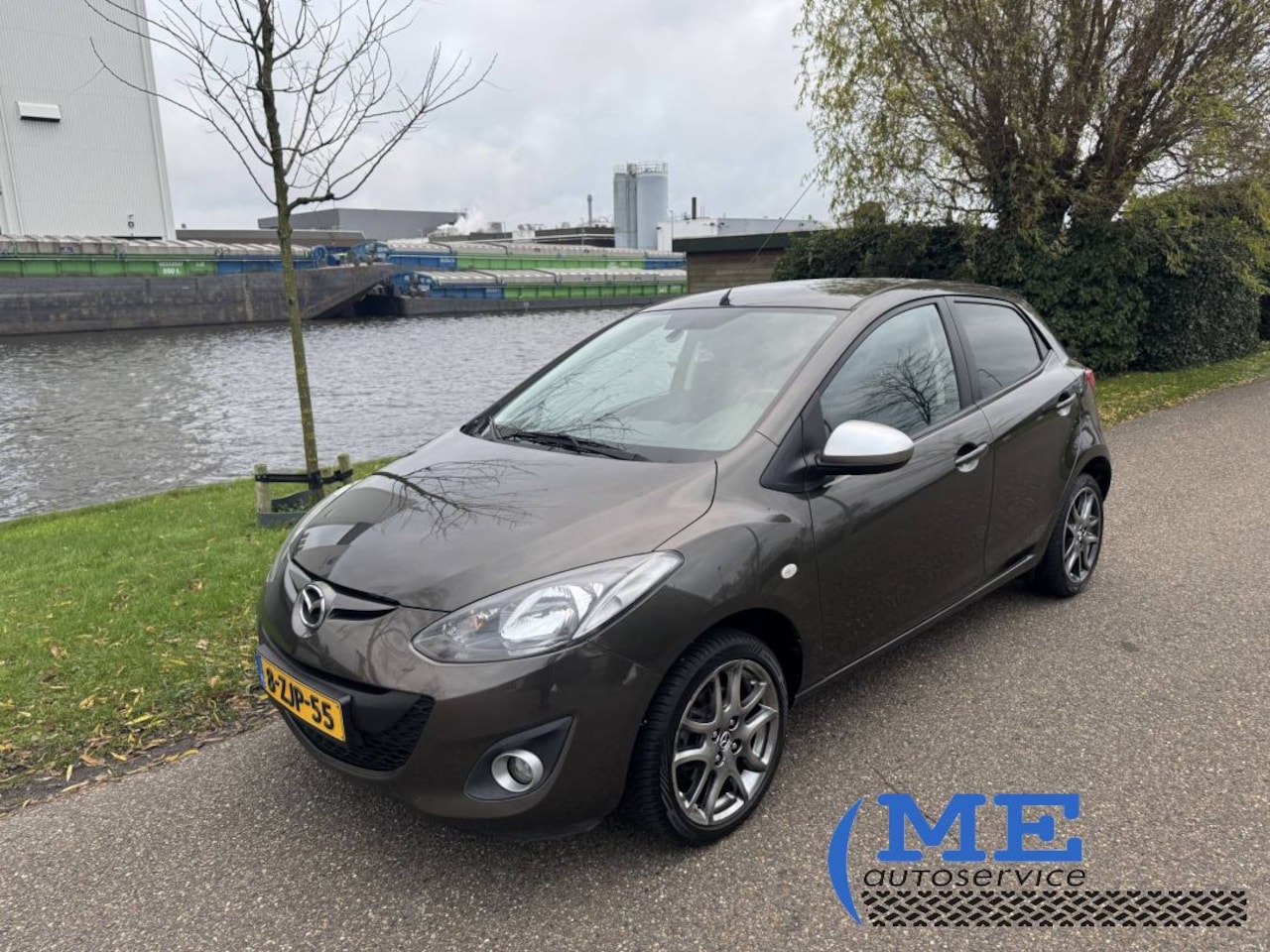 Mazda 2 - 1.3 Silver Edition|5d|Stoelverwarming|pdc|trekhaak - AutoWereld.nl