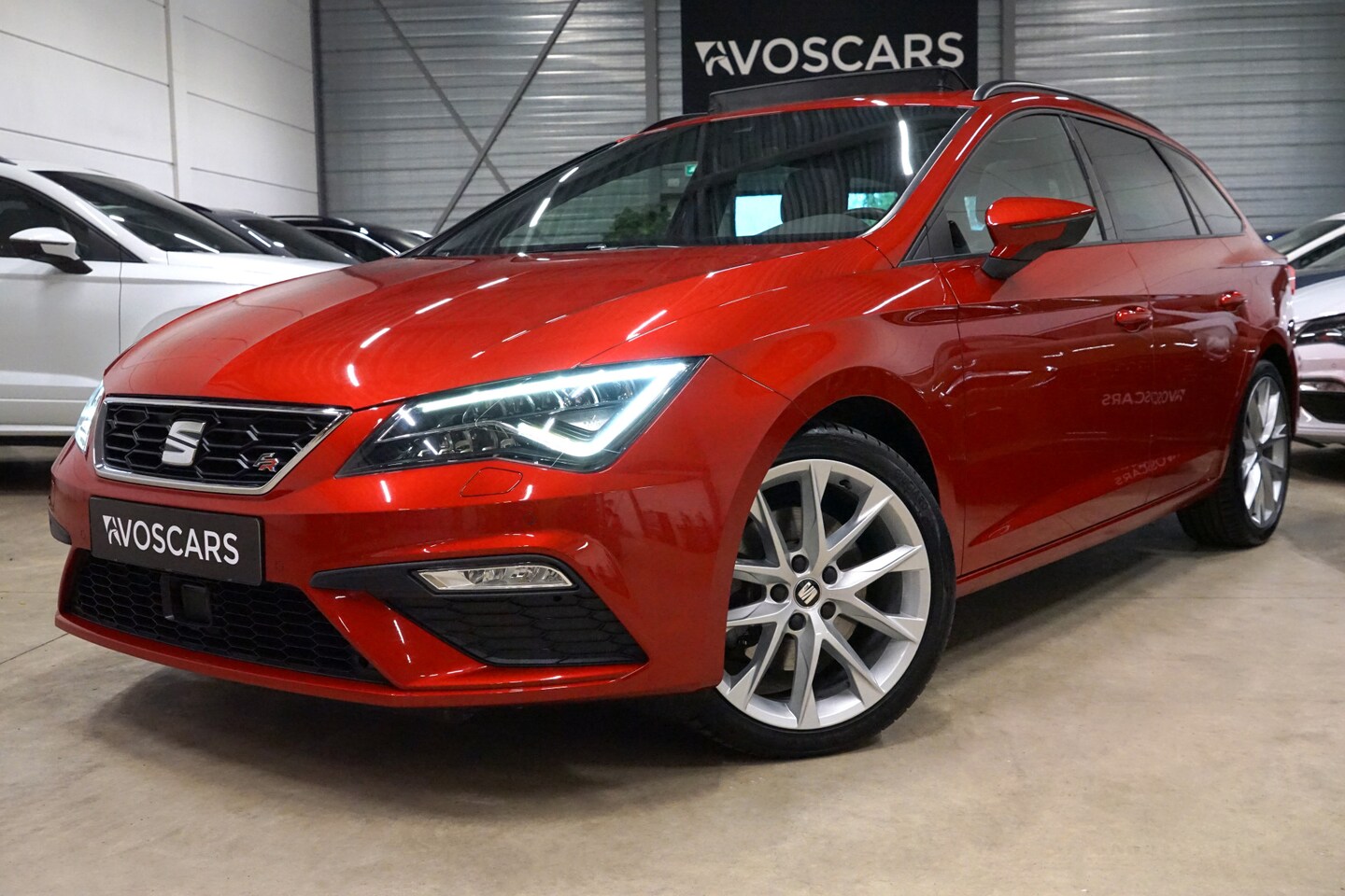 Seat Leon ST - 1.5 TSI FR DSG * Trekhaak - Pano - Alcantara - Keyless - ACC - Lane - Camera - Beats * - AutoWereld.nl