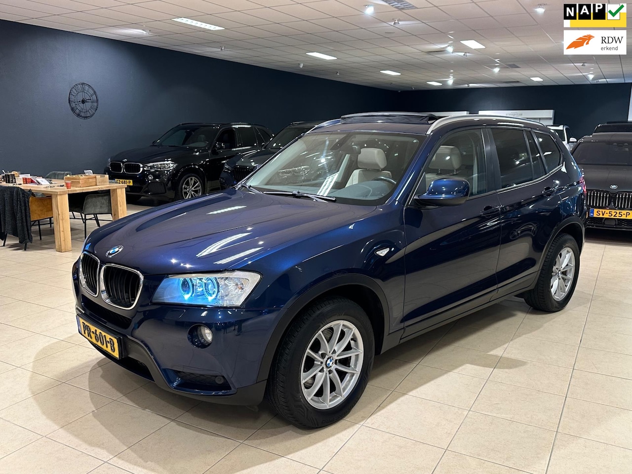 BMW X3 - XDrive20d Executive Panorama Memory Xenon Leder Leder - AutoWereld.nl