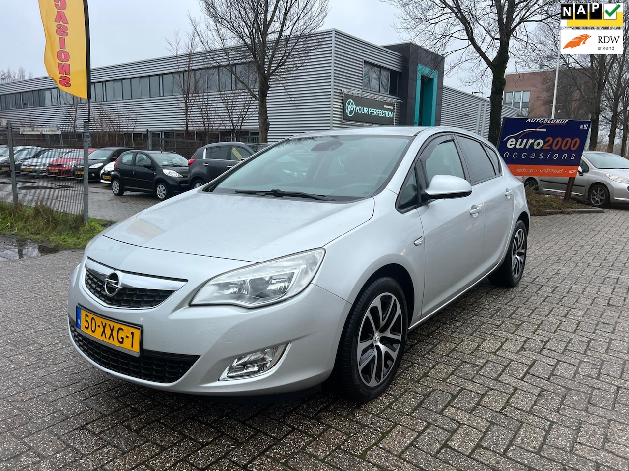 Opel Astra - 1.4 Turbo Anniversary Edition - Leder - Navi - Pdc - AutoWereld.nl