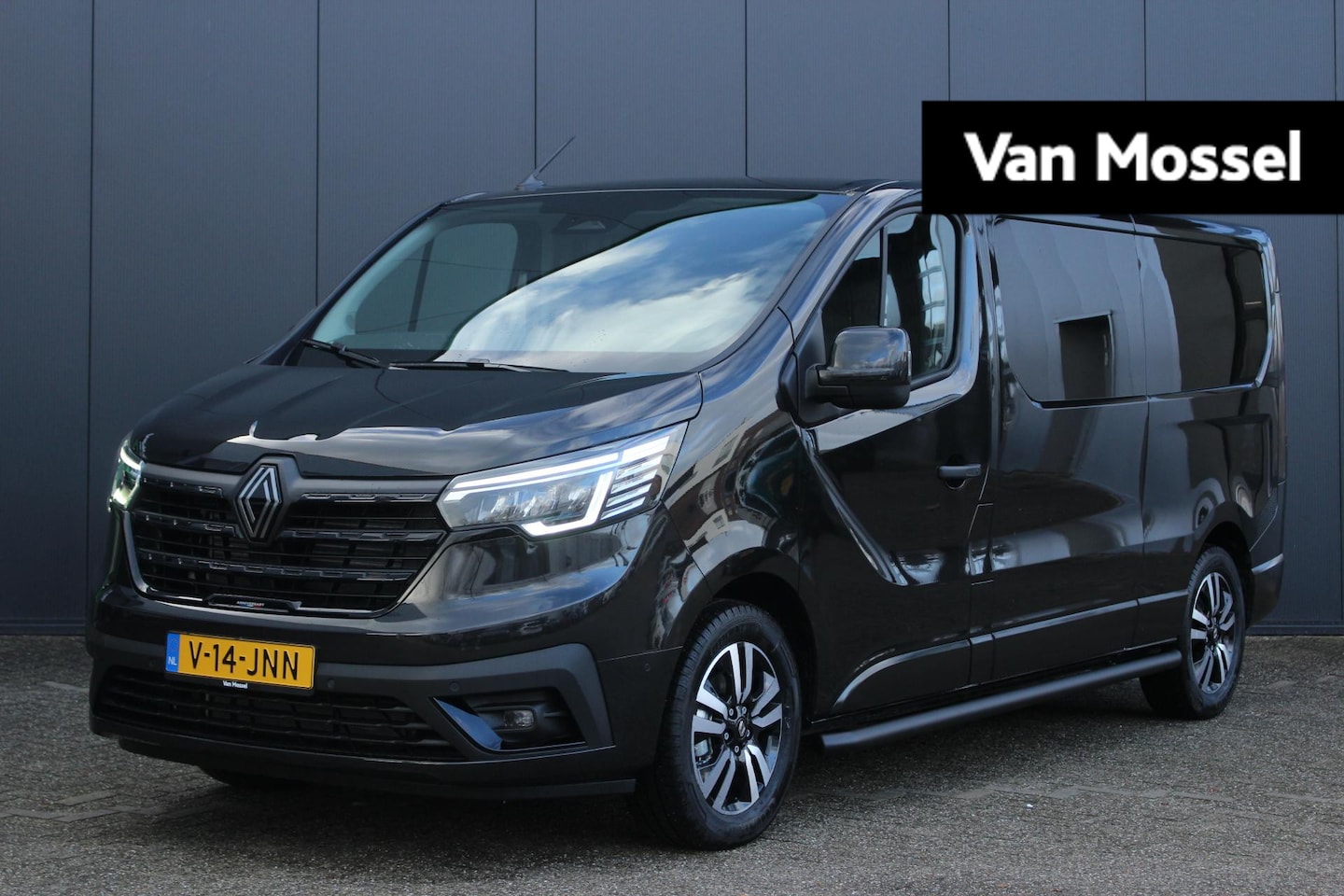 Renault Trafic - 2.0 Blue dC1 150Pk EDC T30 L2H1 Extra Anniversary Edition | Navigatie | Apple & Android Ca - AutoWereld.nl