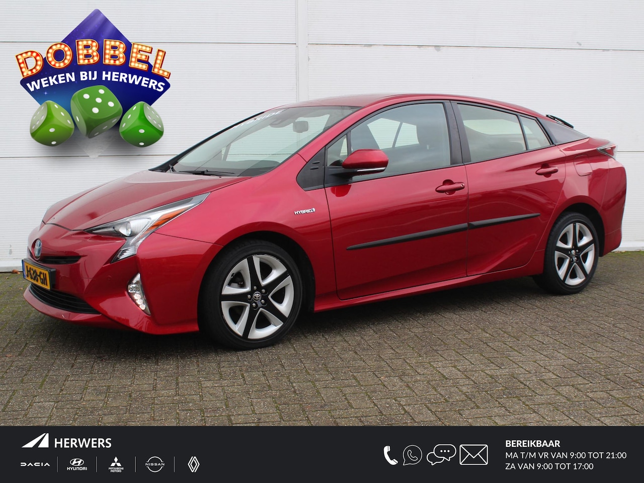 Toyota Prius - 1.8 Dynamic Hybrid / Achteruitrijcamera / Navigatie + Apple Carplay/Android Auto / Climate - AutoWereld.nl