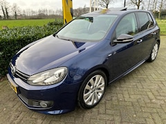 Volkswagen Golf - 1.4 TSI 90 kW R-Line Schuifdak / Xenon / Cruise