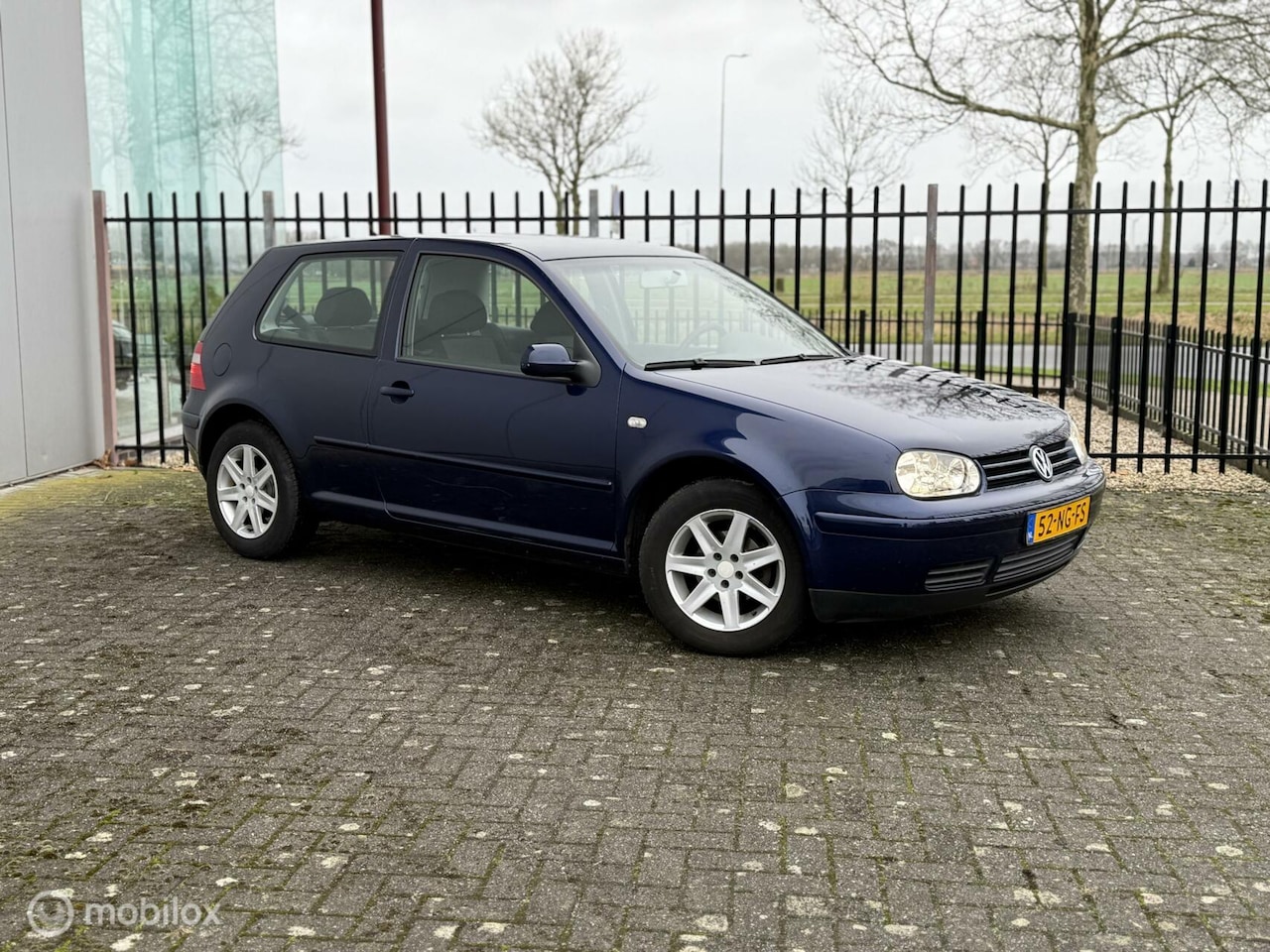 Volkswagen Golf - 1.6-16V FSI | Nw Distributie, Airco, Cruise - AutoWereld.nl