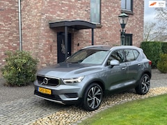 Volvo XC40 - 2.0 T5 AWD AUT 250pk Leder 20inch Harman kardon