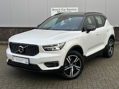 Volvo XC40 - 2.0 T4 AWD R-Design | Panoroma | 1. Eigenaar | Dealer onderhouden | Parelmoer