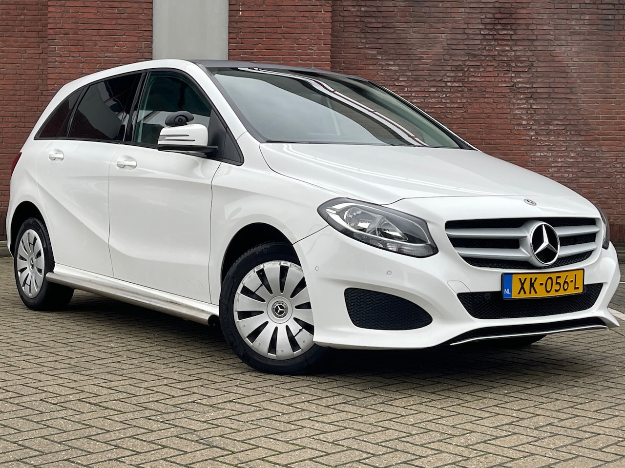 Mercedes-Benz B-klasse - 220D||AUTOMAAT|AIRCO|NAVI|PDC|1E-EIG - AutoWereld.nl