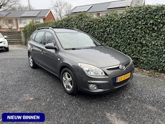 Hyundai i30 CW - 1.6i Active Cool | Airco | Elekt. Ramen | LMV | APK tot 13-06-2025