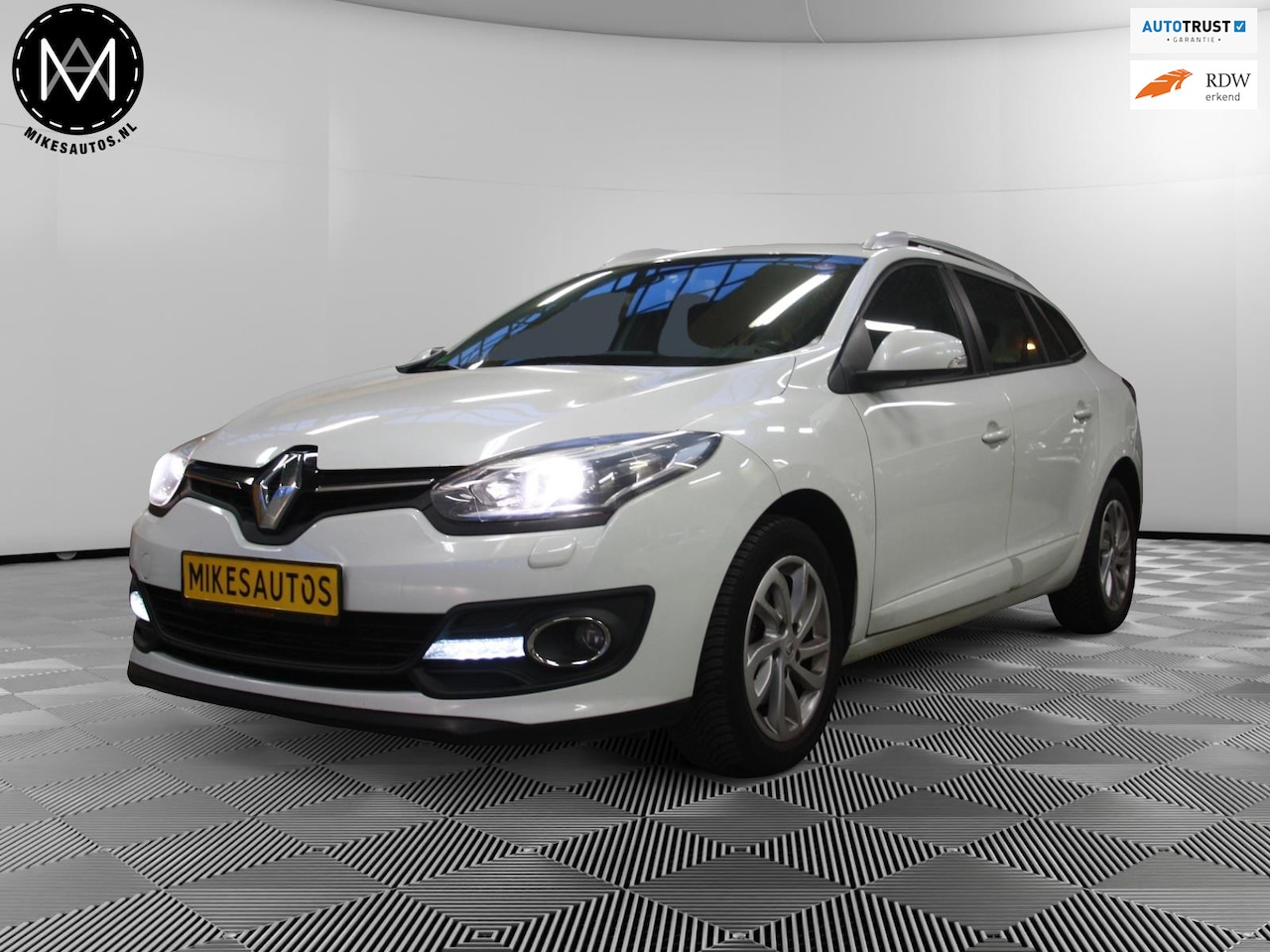 Renault Mégane Estate - 1.2 TCe Expression 1.2 TCe Expression - AutoWereld.nl