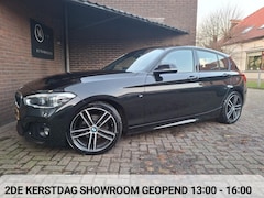 BMW 1-serie - 118i M Sport Edition 136PK Navigatie / Apple Carplay / Lederen Bekleding / Cruise Controle