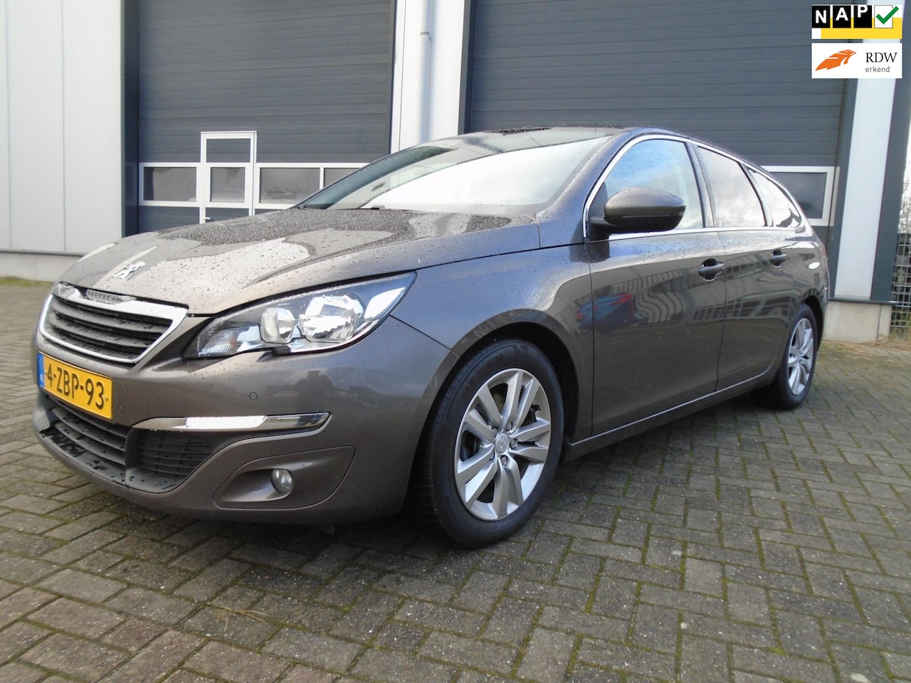 Peugeot 308 SW - 1.6 BlueHDI Blue Lease Limited pano navi nette auto!! - AutoWereld.nl