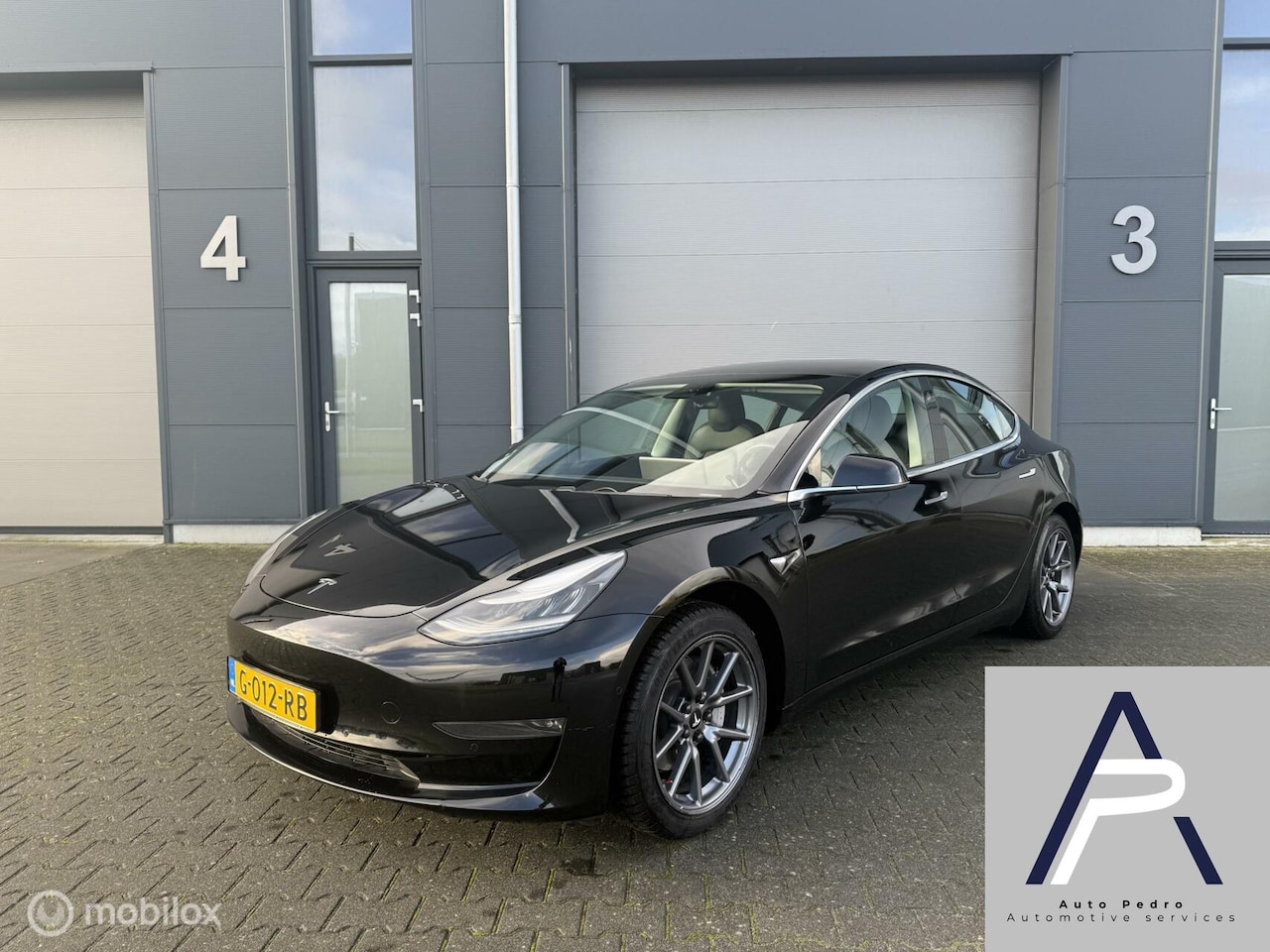 Tesla Model 3 - Long Range RWD Long Range AWD 75 kWh Dual Motor Zwart inclBTW - AutoWereld.nl