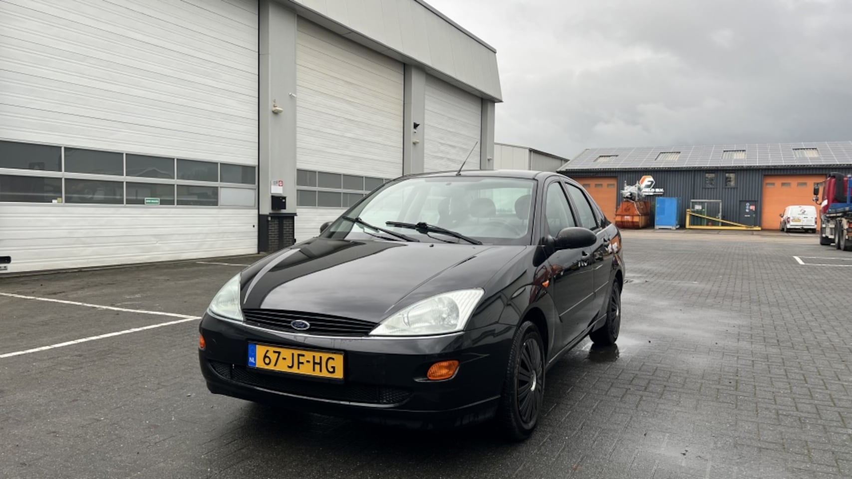 Ford Focus - 1.6-16V Ghia 1.6-16V Ghia - AutoWereld.nl