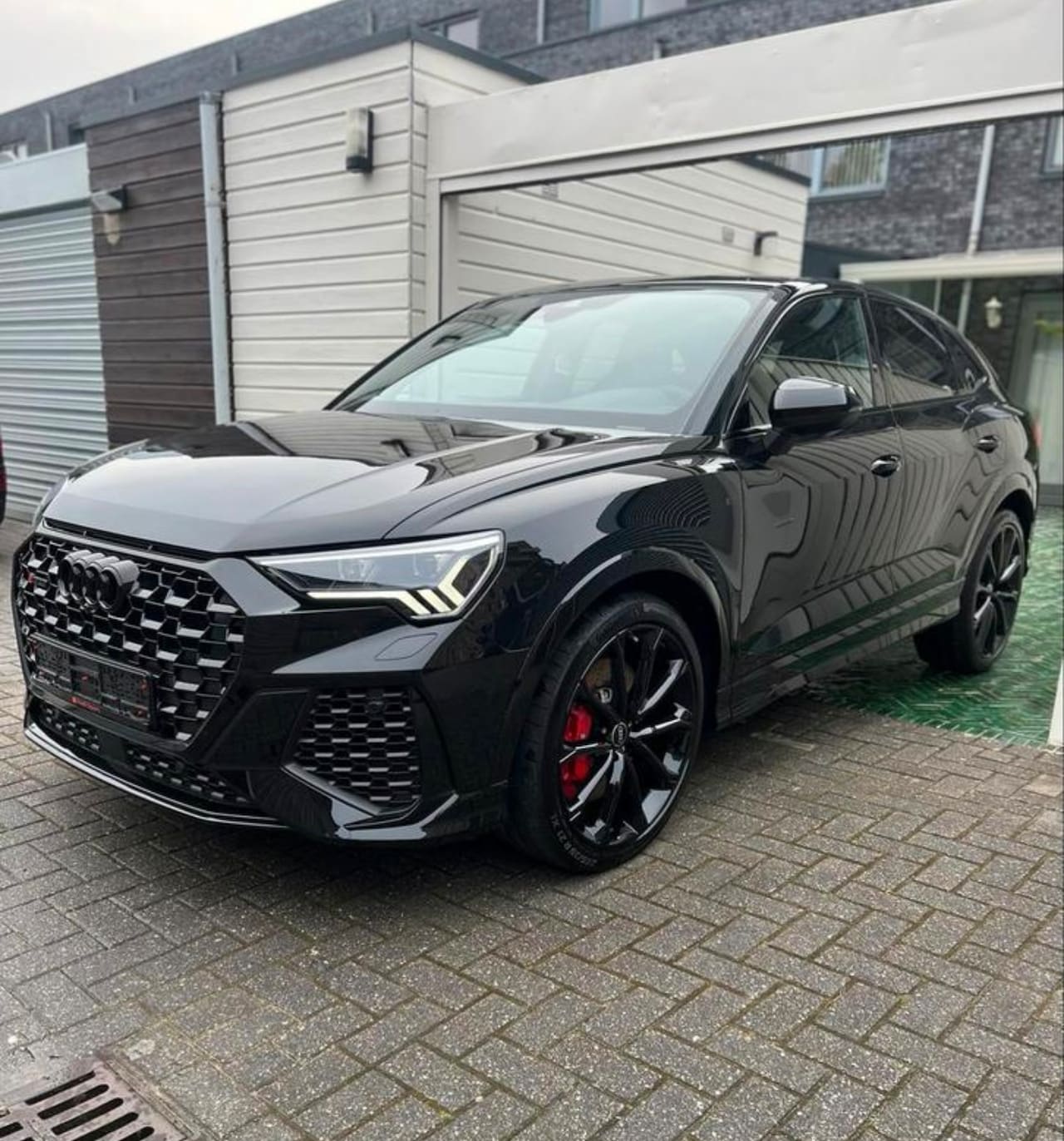 Audi Q3 Sportback - TFSI RS - AutoWereld.nl