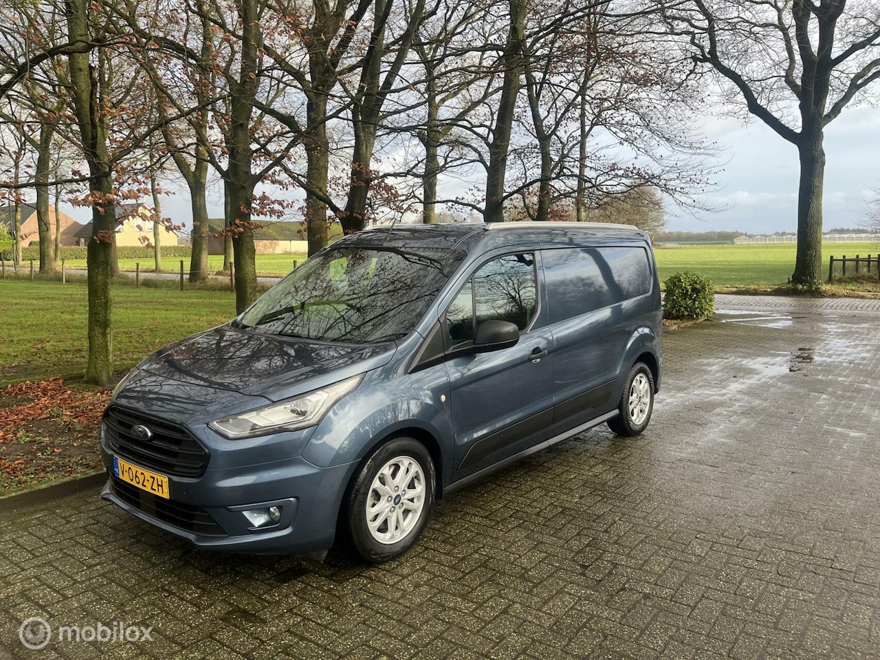 Ford Transit Connect - 1.5 120pk L2, 3 zits AUTOMAAT carplay - AutoWereld.nl