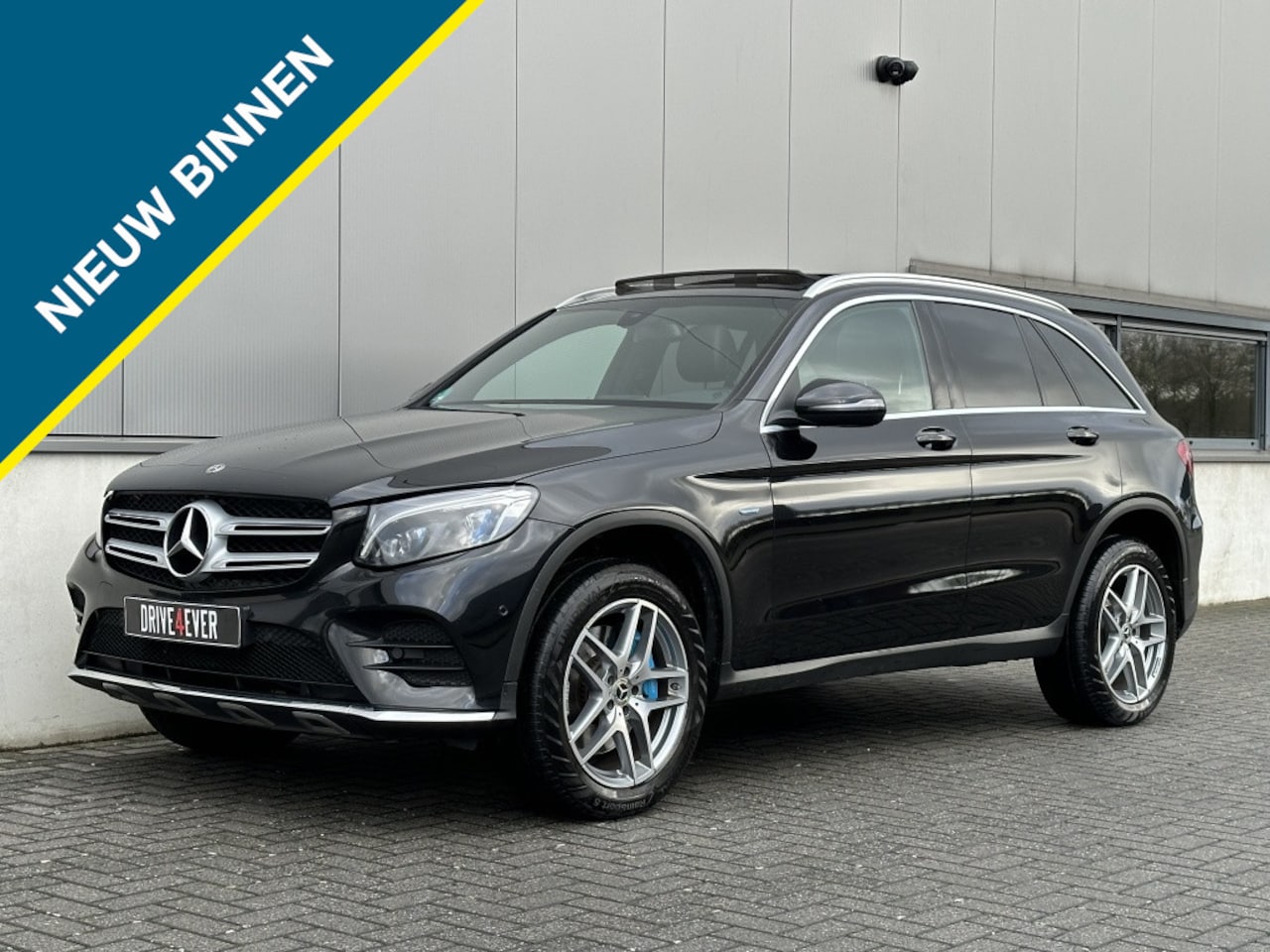 Mercedes-Benz GLC-klasse - 350e 4M Bus.Sol.AMG FULL PANO CR CONTROL ECC PDC NAVI - AutoWereld.nl