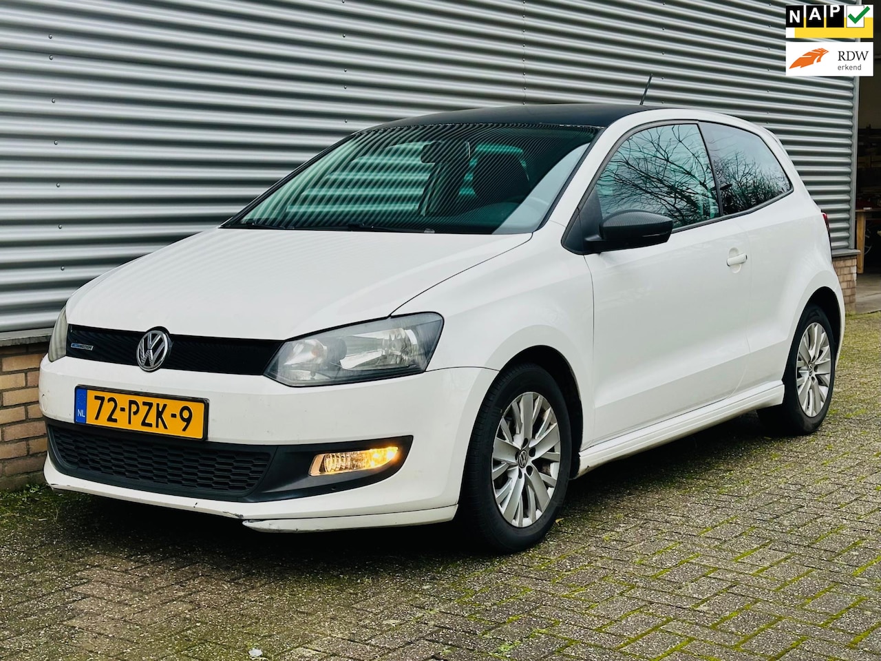 Volkswagen Polo - 1.2 TDI Comfortline NIEUWE APK, LM-VELGEN, ZUINIG - AutoWereld.nl