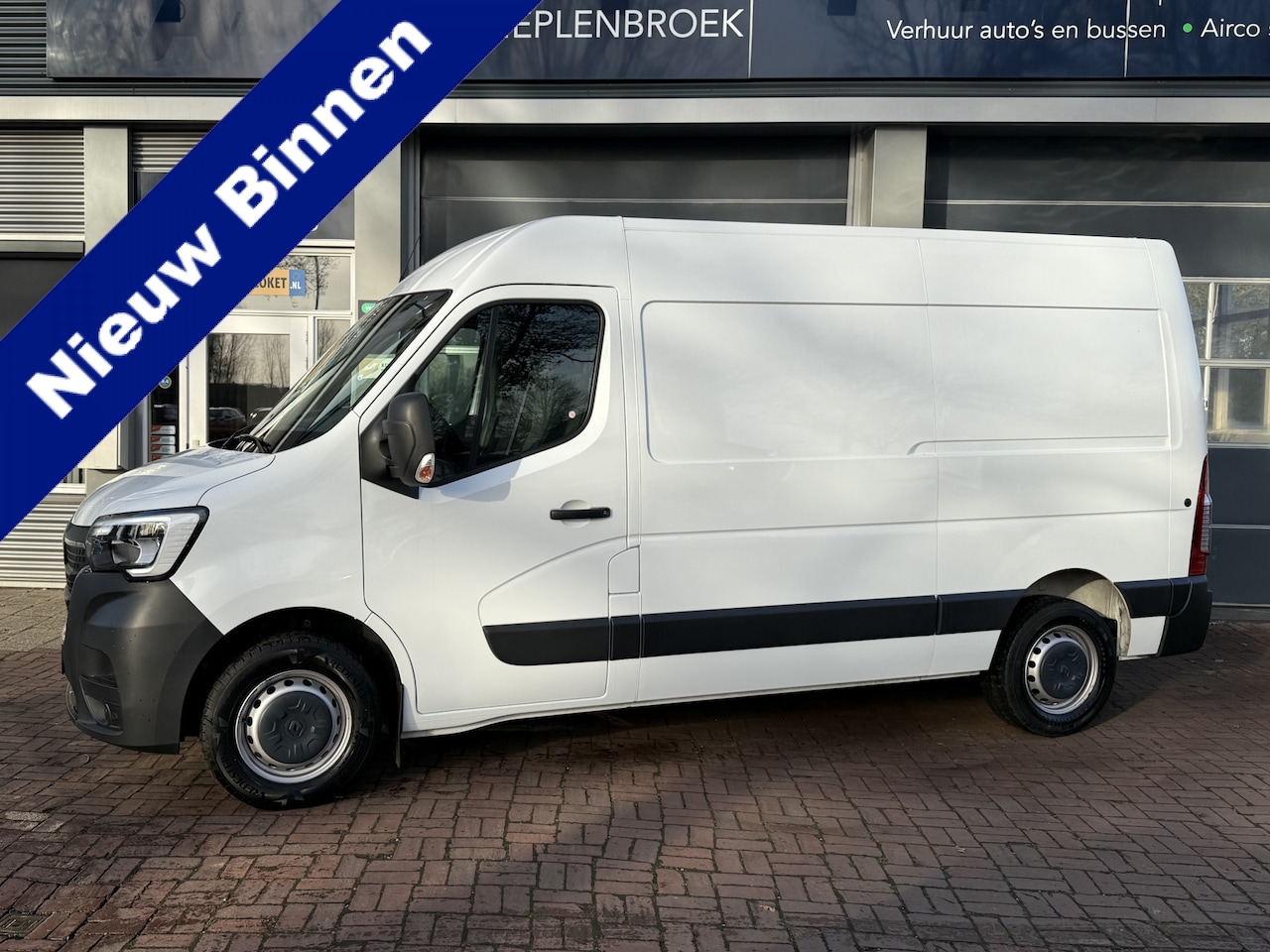 Renault Master - T35 2.3 dCi 135 L2H2 Comfort 135pk Bj 2021 1e eigen Afschaffing van BPM-vrijstelling - AutoWereld.nl