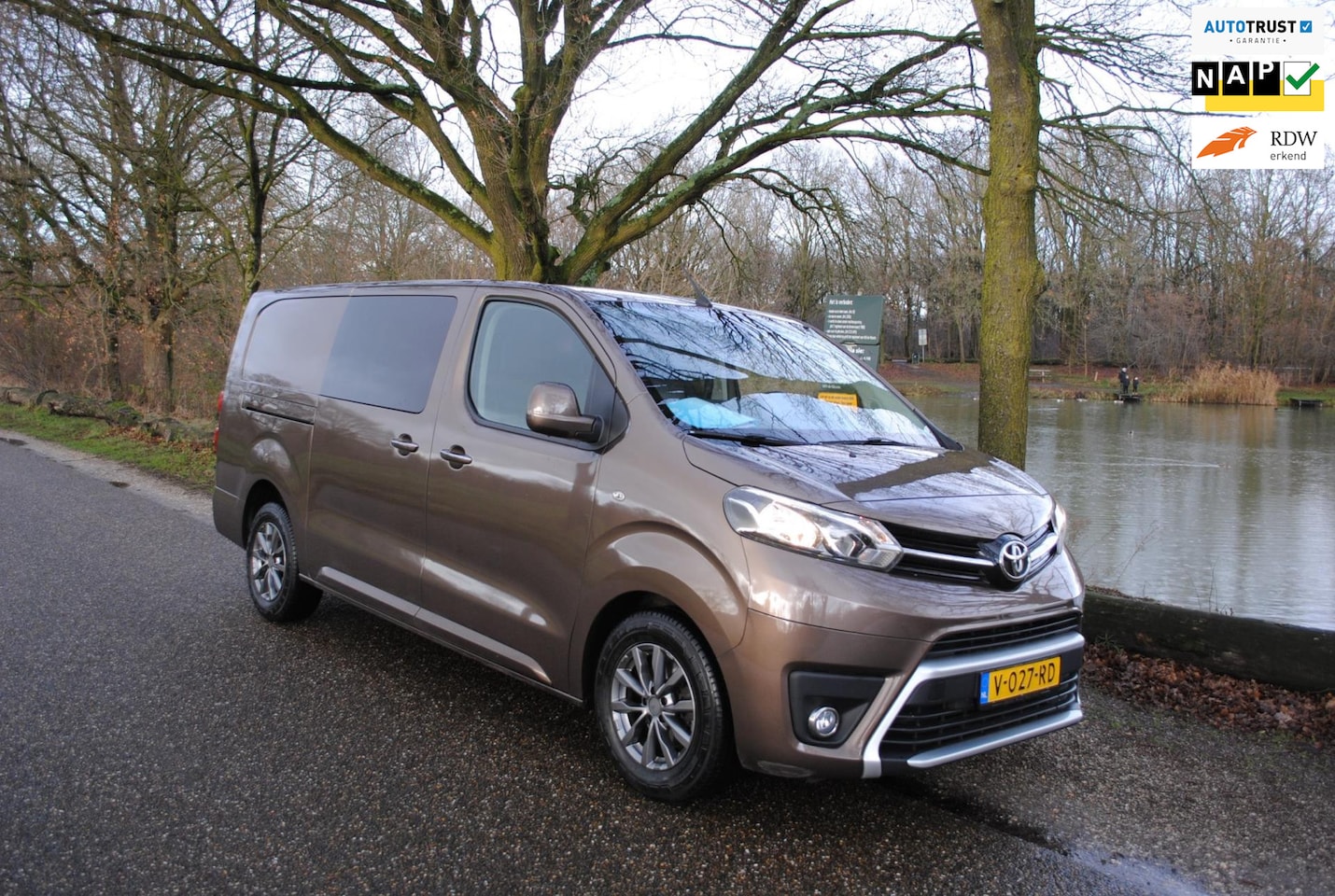 Toyota ProAce Worker - AUTOMAAT 6PERS GEEN BTW 2.0 D-4D Professional Long DC - AutoWereld.nl