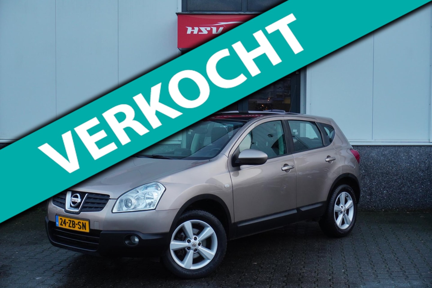 Nissan Qashqai - 2.0 Tekna Premium airco LM panodak - AutoWereld.nl