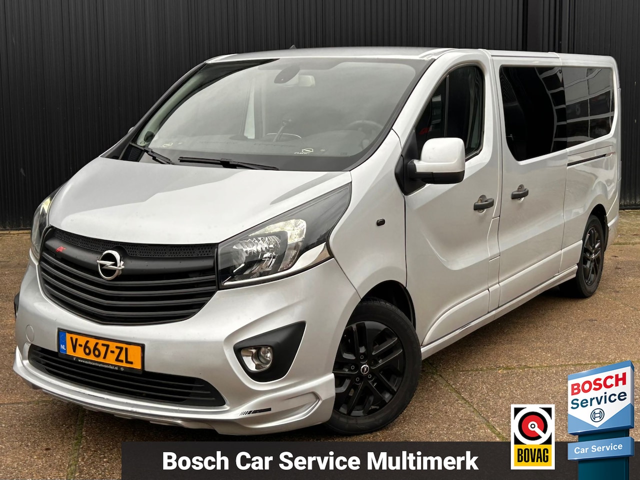 Opel Vivaro - Irmscher L2H1 DC | 2x Schuifdeur | Stoelverwarming | LEDER - AutoWereld.nl