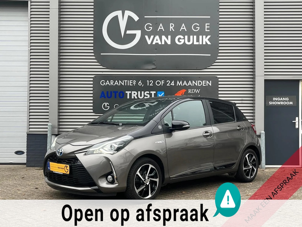 Toyota Yaris - 1.5 Hybrid 75PK TwoTone Clima,Cruise,AppleCarPlay,Camera,KeylessGo+Entry,Stoelverw.,Blueto - AutoWereld.nl