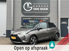 Toyota Yaris - 1.5 Hybrid 75PK TwoTone Clima, Cruise, AppleCarPlay, Camera, KeylessGo+Entry, Stoelverw.,