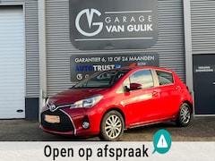 Toyota Yaris - 1.3 99PK VVT-i 5 deuren Airco, Bluetooth, Camera, Isofix, LederenStuurwiel, Lmv, Usb,