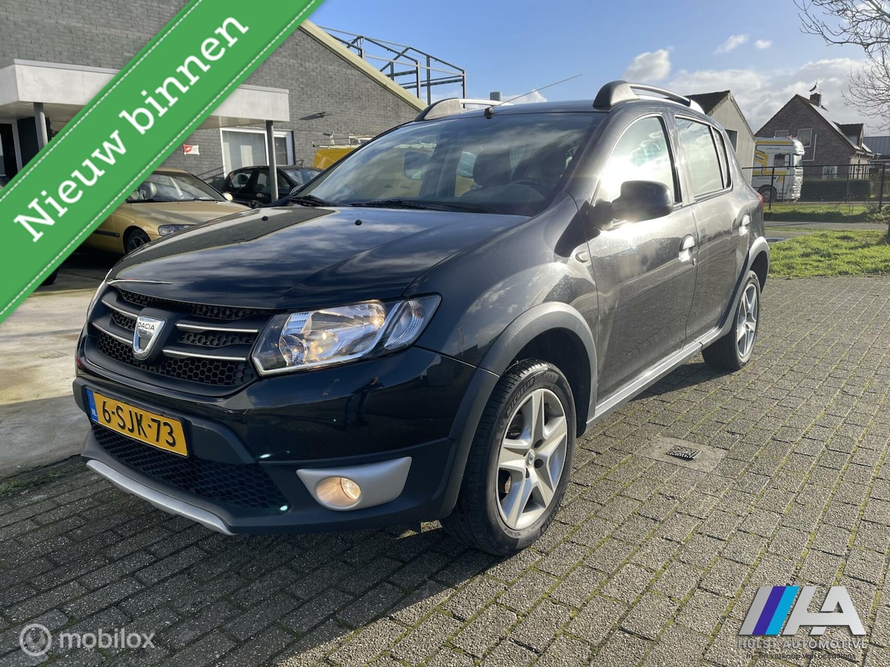 Dacia Sandero Stepway - 0.9 TCe Lauréate 2013 | Navi | Leder | Cruise | Apk - AutoWereld.nl