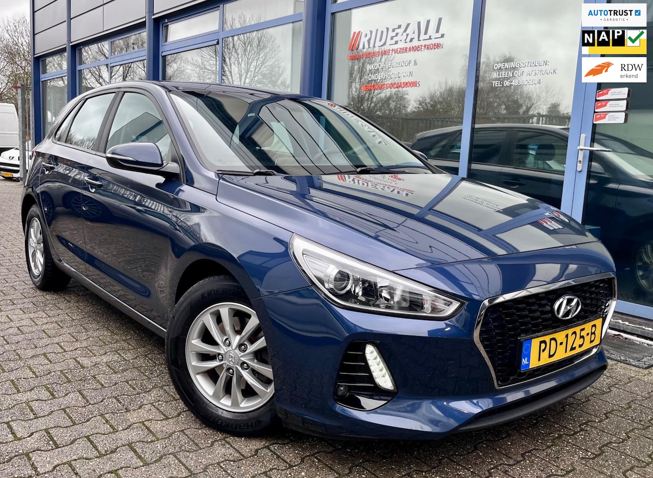 Hyundai i30 - 1.0 T-GDI Comfort/CAMERA/L.ASSIST/NAVI!! - AutoWereld.nl