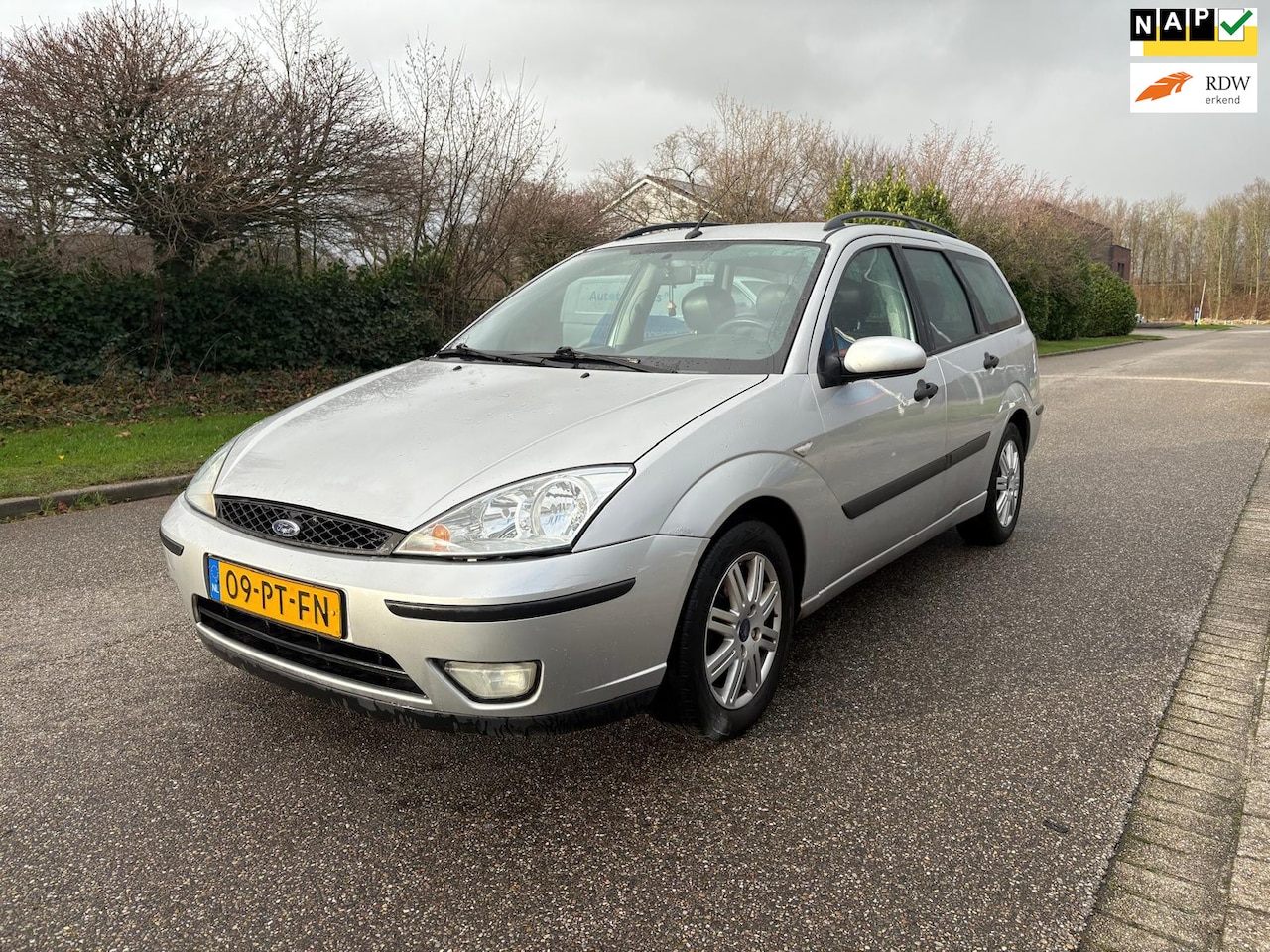 Ford Focus Wagon - 1.6-16V Futura AUTOMAAT leder bekleding NAP - AutoWereld.nl