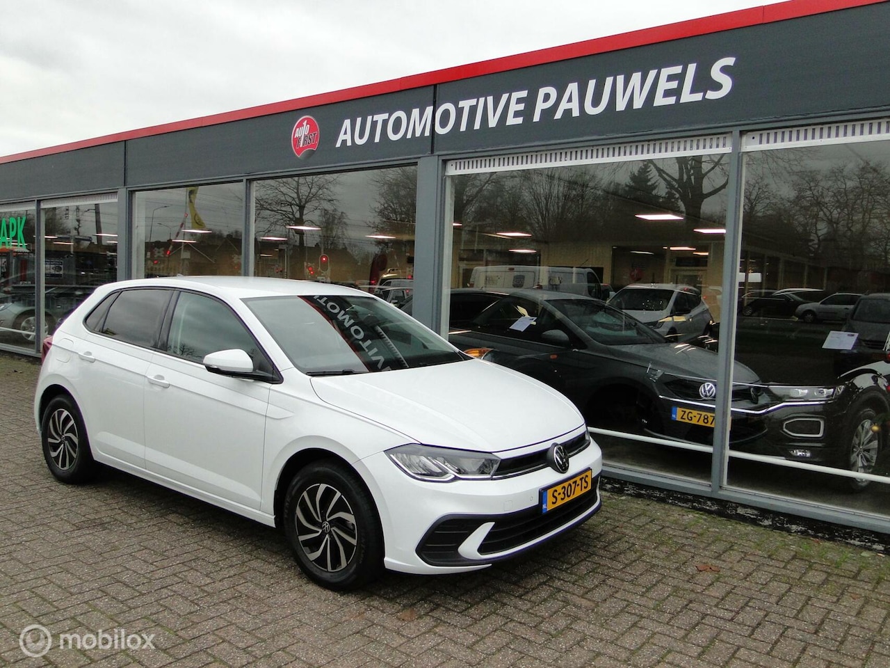 Volkswagen Polo - 1.0 TSI Life 1.0 TSI Life, benzine, schakel, 2023, 13284 km - AutoWereld.nl