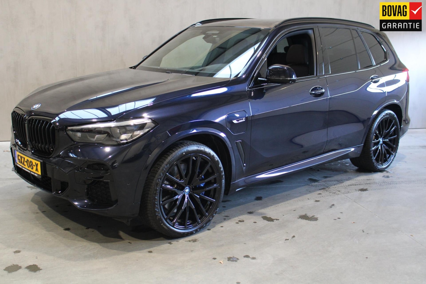 BMW X5 - XDrive45e High Executive M Sport/22 inch/Pano/Hud/trekhaak/luchtvering - AutoWereld.nl