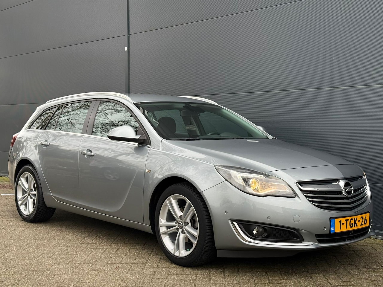 Opel Insignia Sports Tourer - 1.4 T EcoFLEX Edition NAVI | CAMERA | PKRSENSOR | AIRCO | NWE APK - AutoWereld.nl