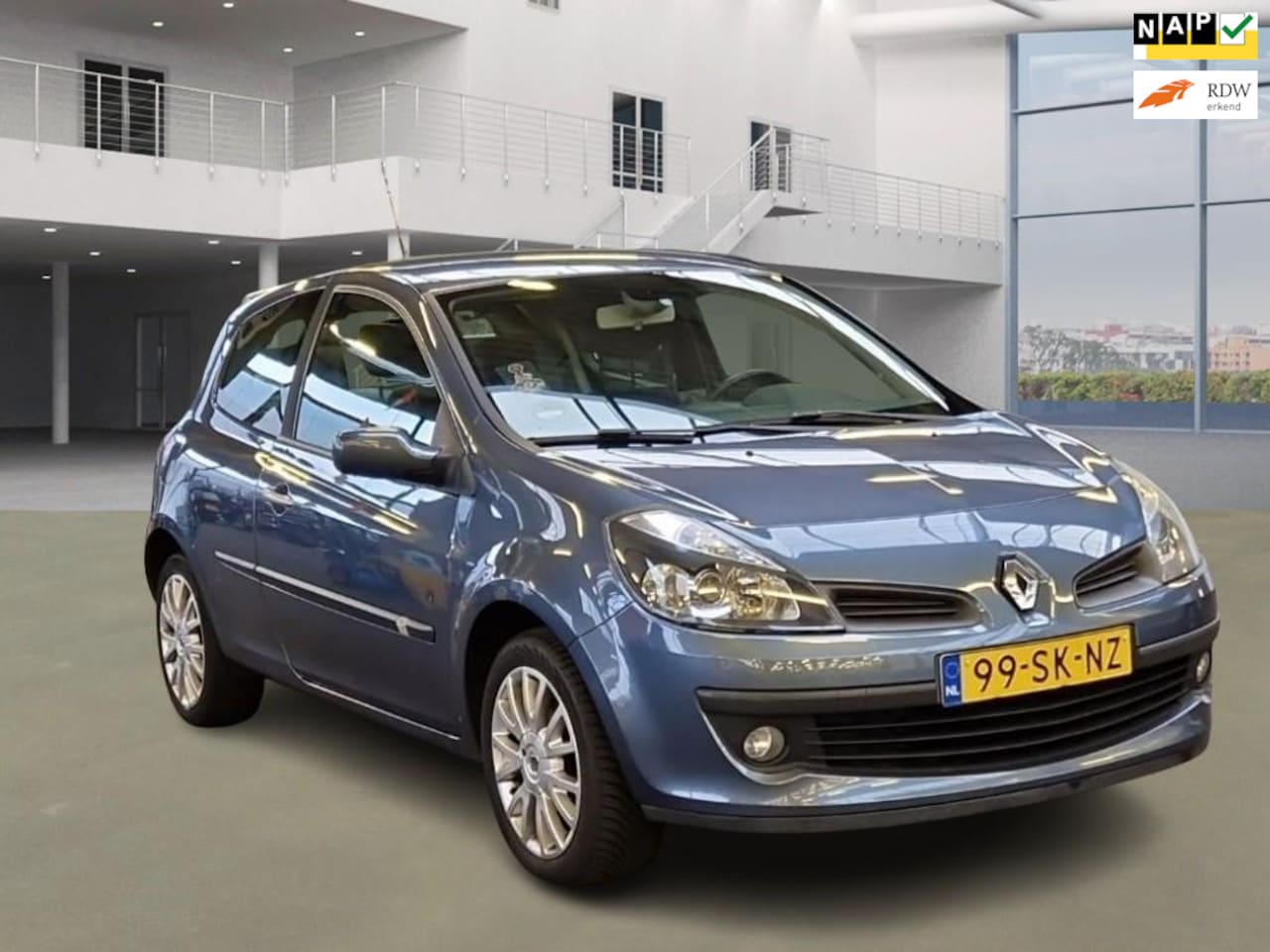 Renault Clio - 1.6-16V Dynamique Luxe airco stuurbekrachtiging elc ramen Apk Nap - AutoWereld.nl