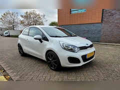 Kia Rio - 1.2 CVVT Type III op LPG-G3 en natuurlijk gewoon benzine