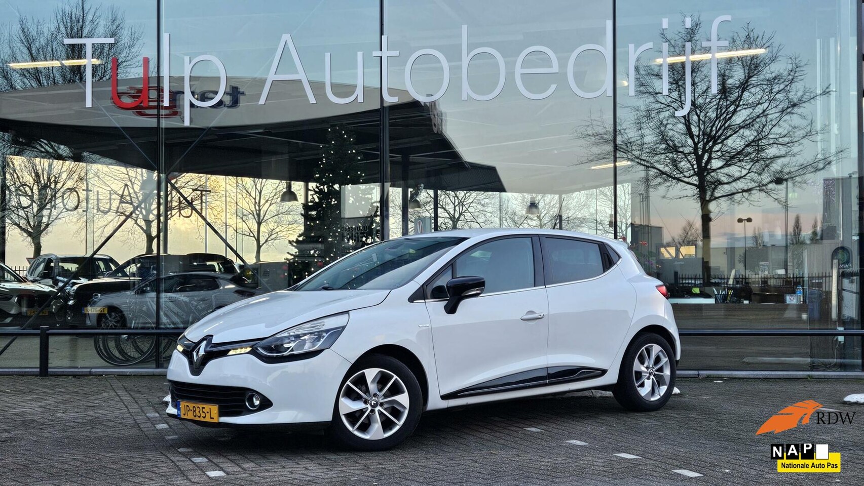 Renault Clio - 0.9 TCe Eco2 Limited Airco Clima Navi LMV NAP - AutoWereld.nl