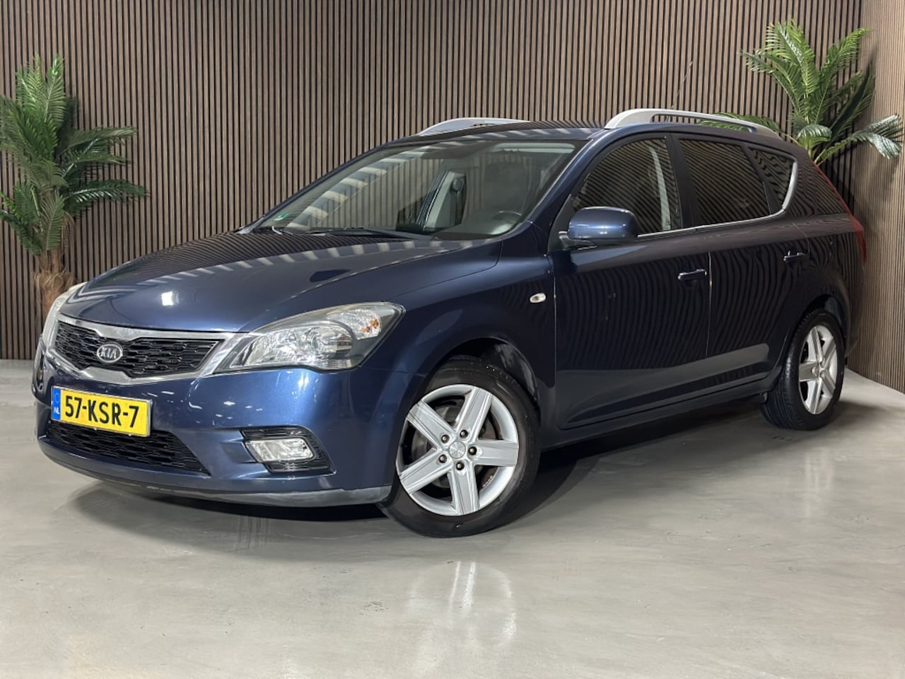 Kia Cee'd - 1.4 CVVT X-ecutive 1.4 CVVT X-ecutive - AutoWereld.nl