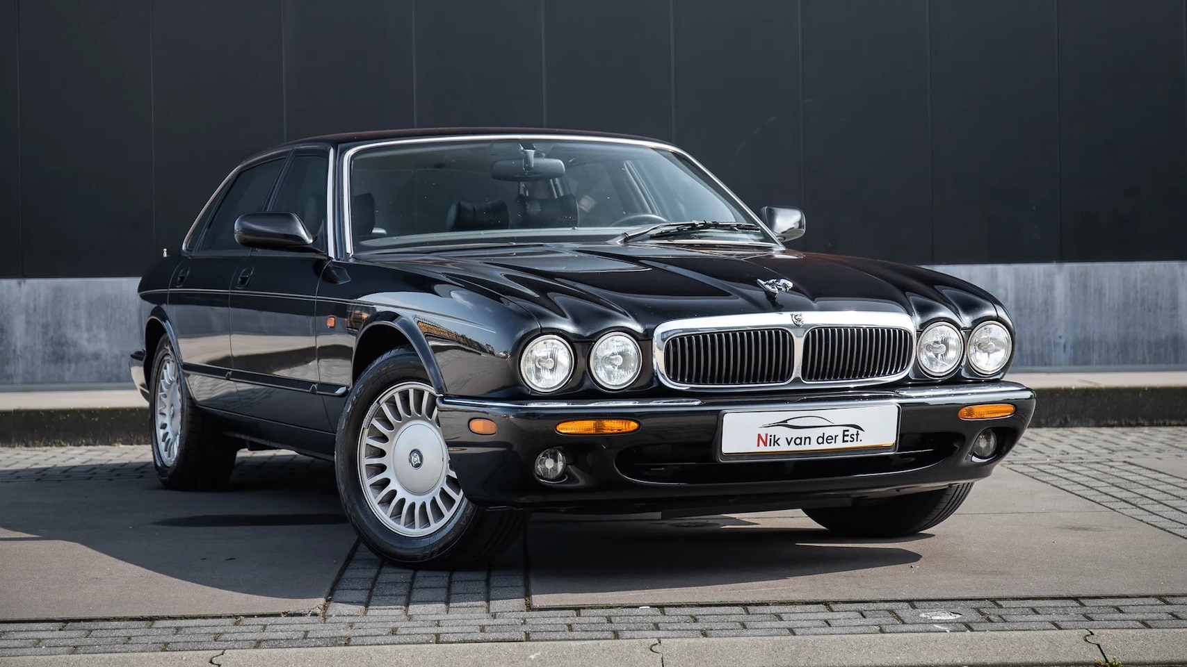 Jaguar XJ - 3.2 V8 Executive 3.2 V8 Executive - AutoWereld.nl