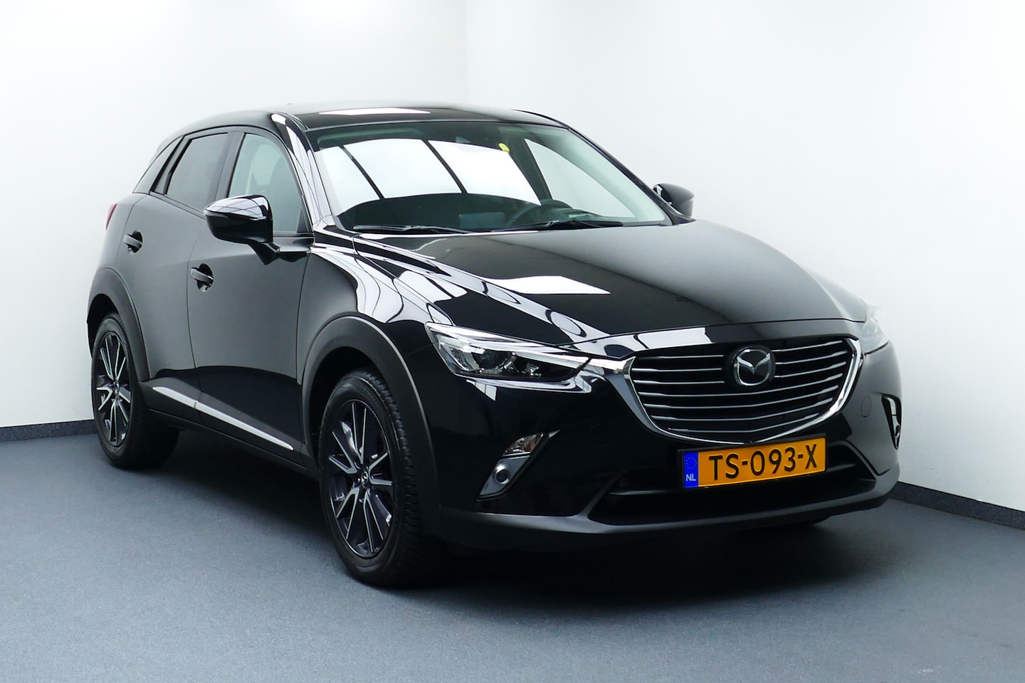 Mazda CX-3 - 2.0 SkyActiv-G 120 GT-M. Led Koplampen, Navi, Stoelverw, 18"LMV, Haak 1200kg - AutoWereld.nl