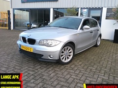 BMW 1-serie - 116i 2006 Stoelverwarming/ pdc/Nieuwe oliebeurt