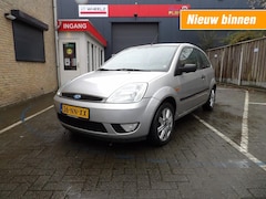 Ford Fiesta - 1.4 Ghia - airco - afgeleverd met nieuwe apk