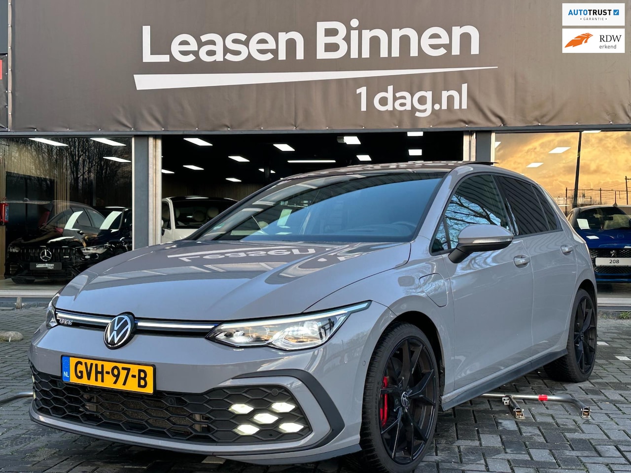 Volkswagen Golf - 1.4 eHybrid GTE | PANO | SFEER | HUD | CAMERA - AutoWereld.nl