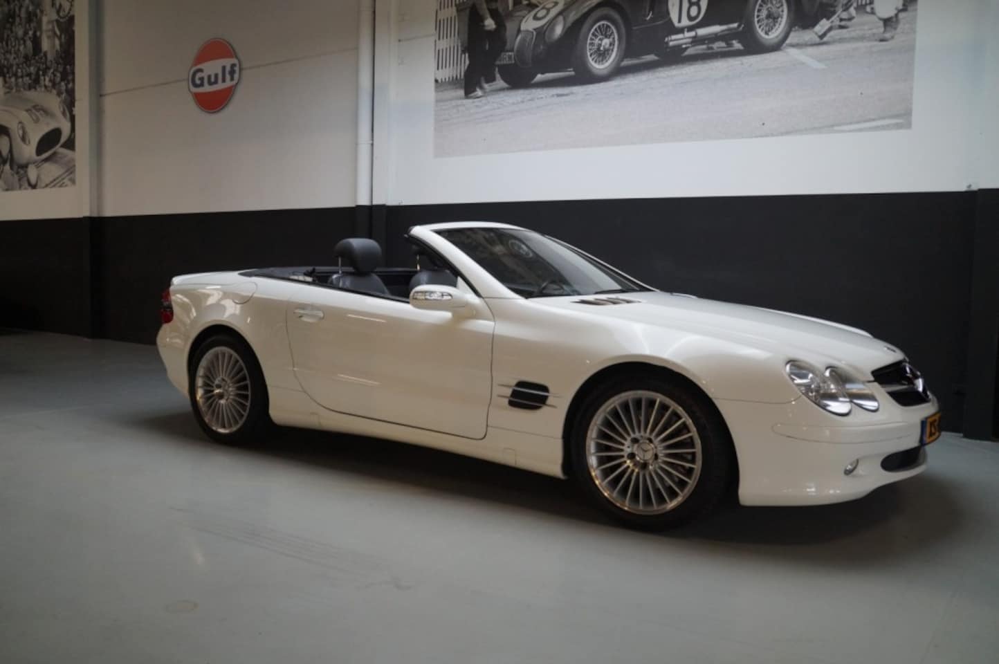 Mercedes-Benz 500-serie - 500SL Low Kilometer Stunning Example (2005) - AutoWereld.nl