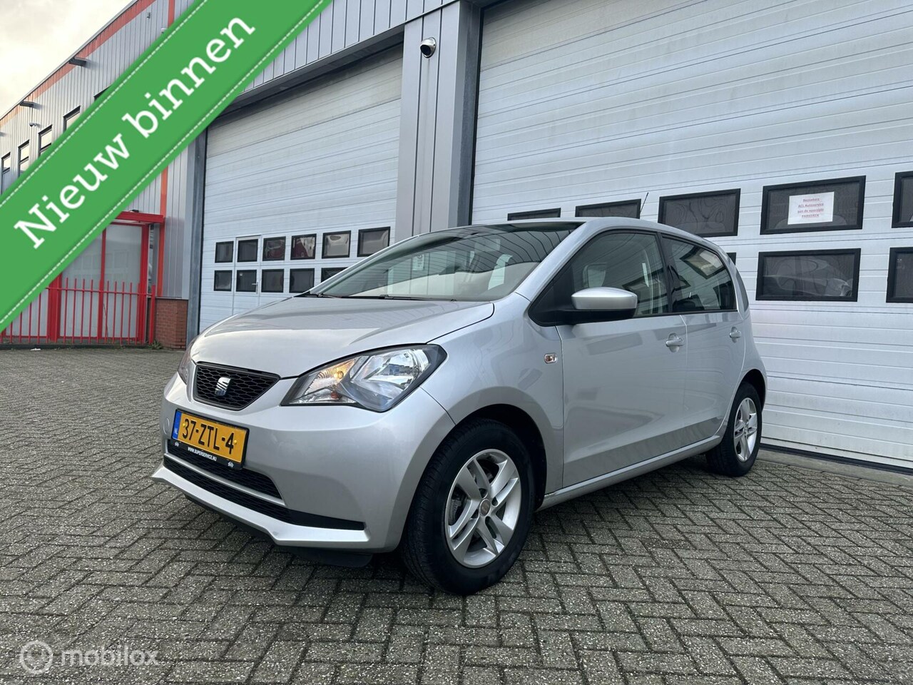 Seat Mii - 1.0 Style Chic/Automaat/Airco/ElekPakket/Cruise/NAP - AutoWereld.nl