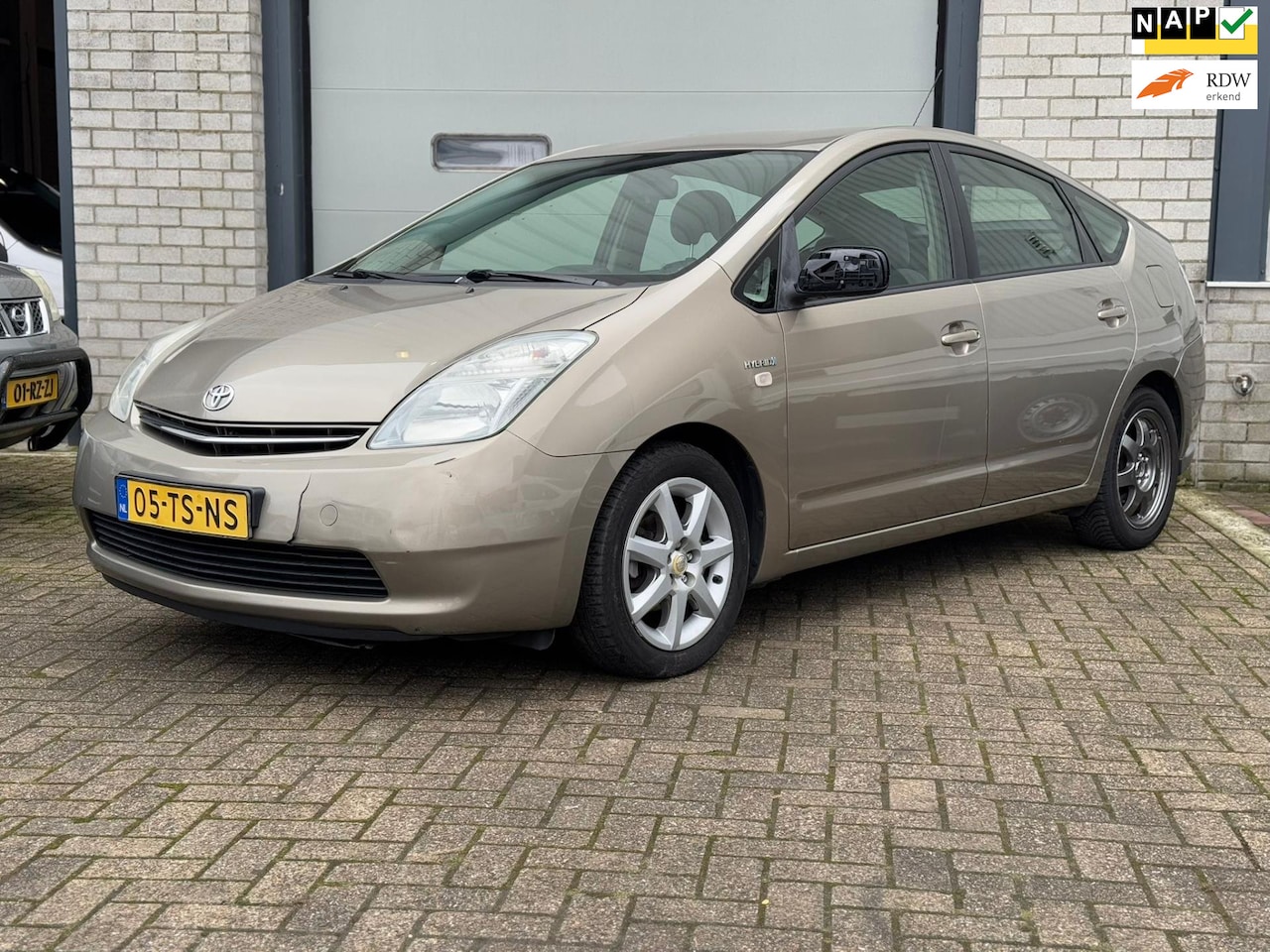 Toyota Prius - 1.5 VVT-i Comfort ECC/NAP - AutoWereld.nl